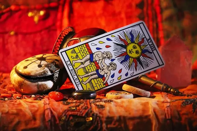 Le sens mystérieux des cartes de tarot de Marseille.