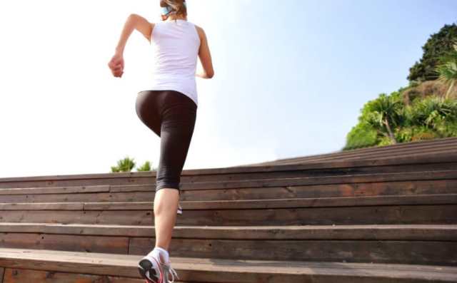 rêver de courir dans les escaliers