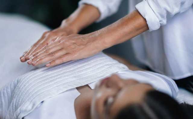 Le Reiki : qu'est-ce que c'est ? Principaux bienfaits et principes