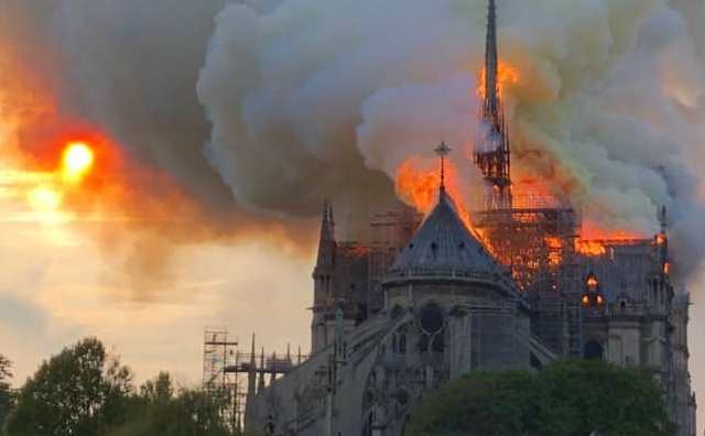 Pourquoi rêver d'une église en feu ?