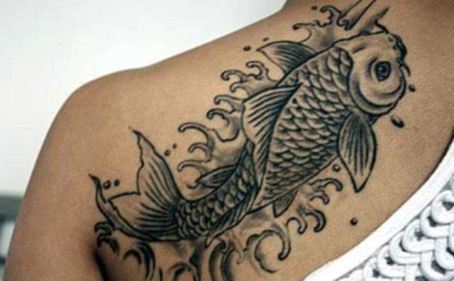 Tatouage carpe noire signification