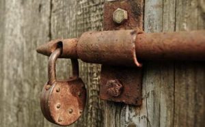 Pourquoi rêver de cadenas rouillé ?