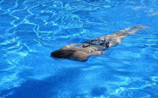 Pourquoi rêver de se baigner dans une piscine ?