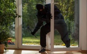 Pourquoi rêver de voleurs dans la maison ?