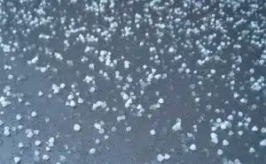 Rêver d'orage de grêle : Signification & interprétation