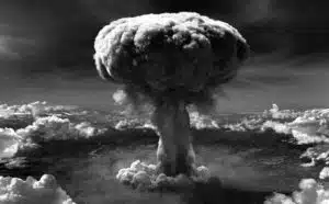 Pourquoi rêver de bombe atomique ?
