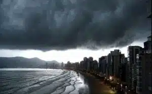 Pourquoi rêver de tempête avec des nuages ​​noirs ?