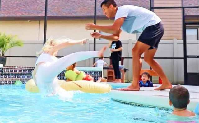 Pourquoi rêver de tomber dans une piscine ?