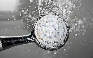 Rêver d'une douche : quelles interprétations, analyses et significations ?