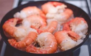 Rêver de gambas : quelles interprétations, analyses et significations ?