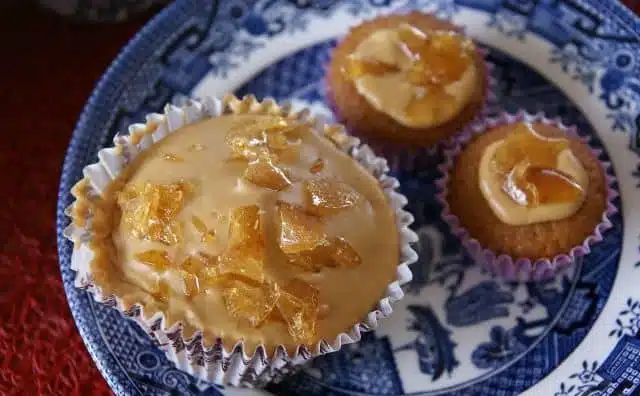 Rêver de gâteau au caramel : quelles interprétations, analyses et significations ?