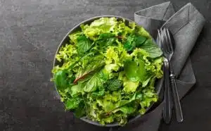 Rêver de salade verte : quelles interprétations, symbolisme et significations ?