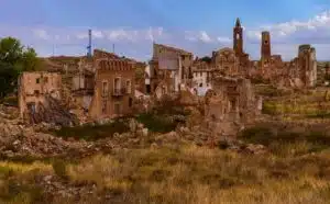 Rêver de villes abandonnées : quelles interprétations, symbolisme et significations ?