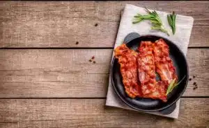Rêver de bacon : quelles interprétations, analyses et significations ?
