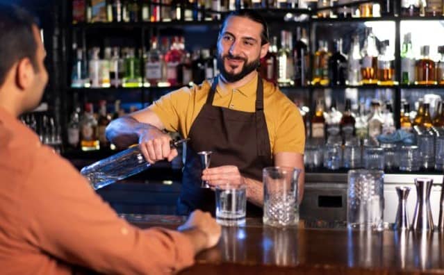 Pourquoi rêver de travailler dans un bar ?