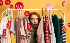 Pourquoi rêver de vêtements en solde ?