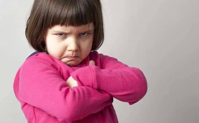 Rêver de bouder : signification et interprétations