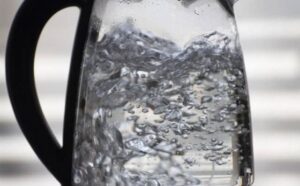 Rêver de faire bouillir de l’eau : signification et interprétations