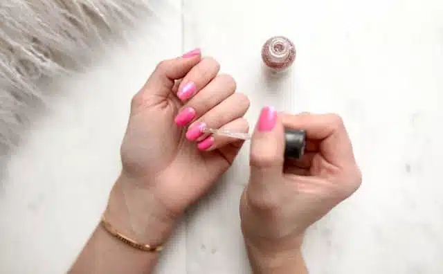 Pourquoi rêver de faire une manicure ?