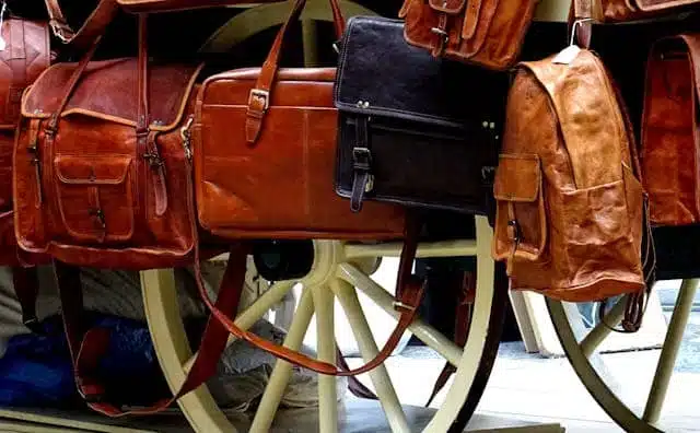 Pourquoi rêver de sac en cuir ?