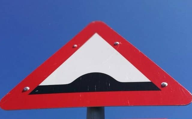 Pourquoi rêver de bosses sur la route ?